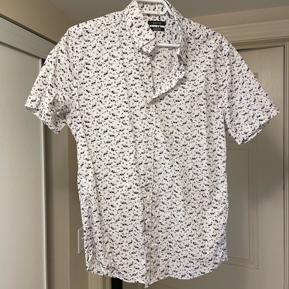 RW&Co. Mens Dress Shirt. - Picture 1 of 6